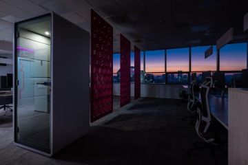 Phone booth pro krátké pracovní hovory