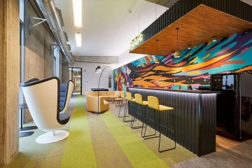 corporate-image-comfortable-spaces-cool-working-soft-seating-CAPEXUS-offices-Actiu-design