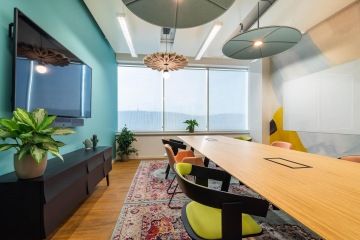 Meeting room with atypical lighting and furniture