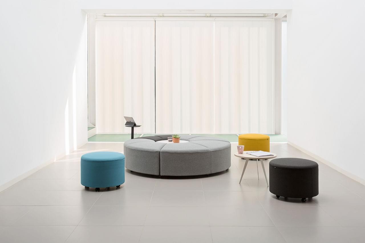 Flexibilní otevřený prostor s modulárním nábytkem BEND od Actiu